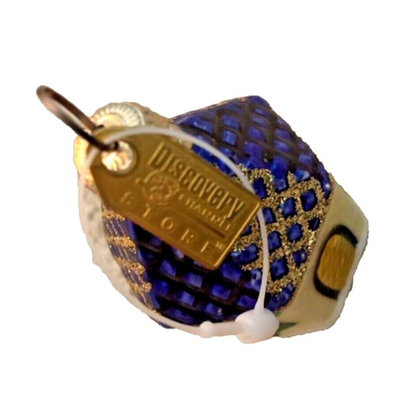 Vintage‎ DISCOVERY CHANNEL STORE Christmas Ornament Church - Picture 8 of 9